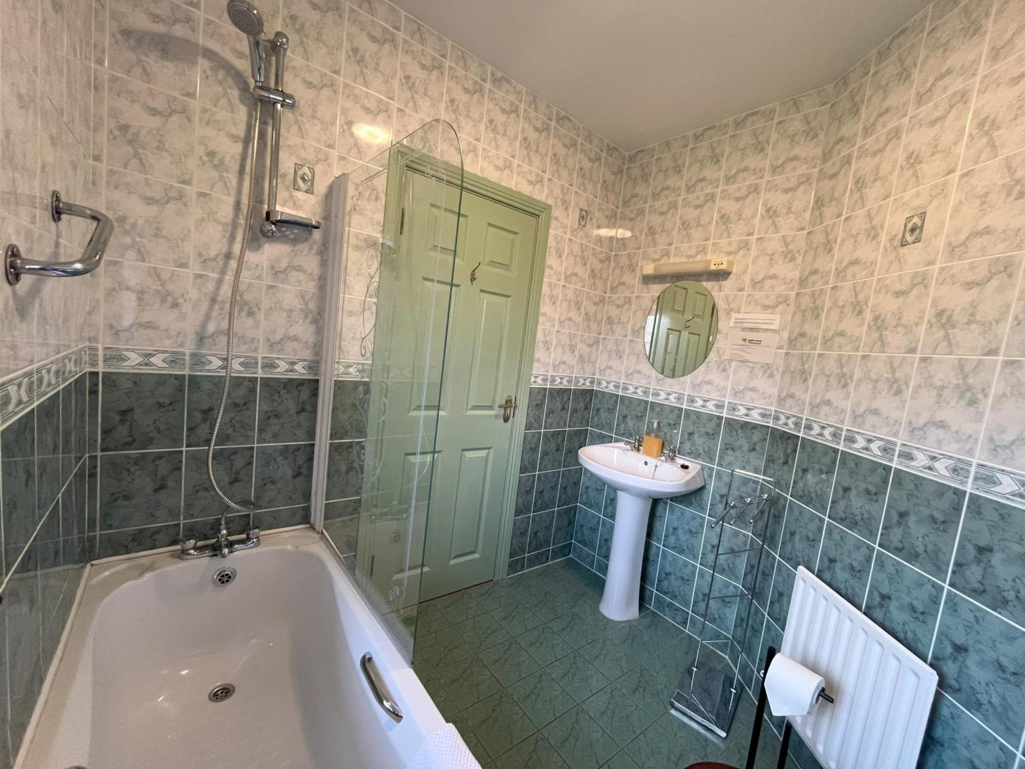 Pk Lodge Bed And Breakfast スキバリーン エクステリア 写真